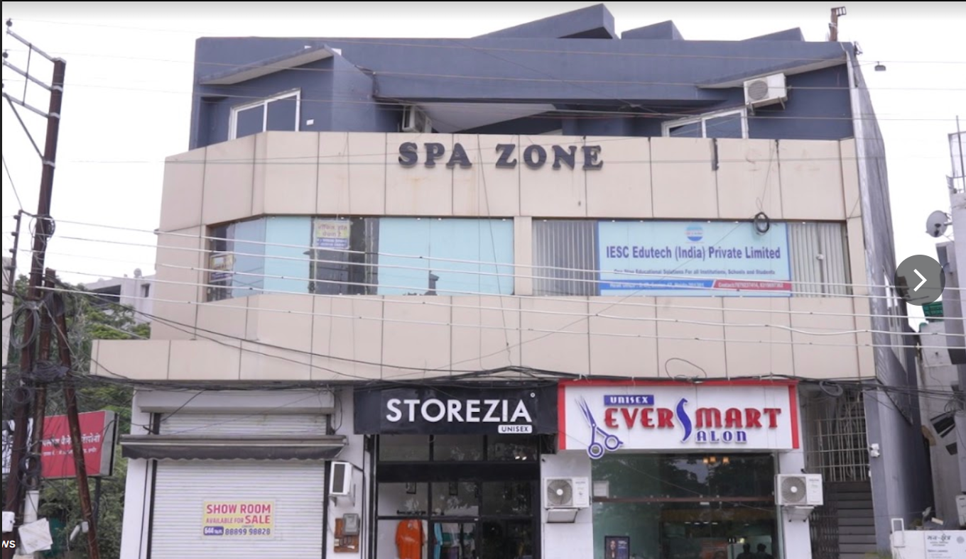 Spa Zone Indore interior photo 1
